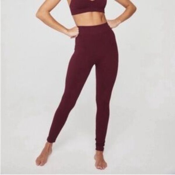 Knix Burgundy Good to Go Seamless Legging - Picture 1 of 6